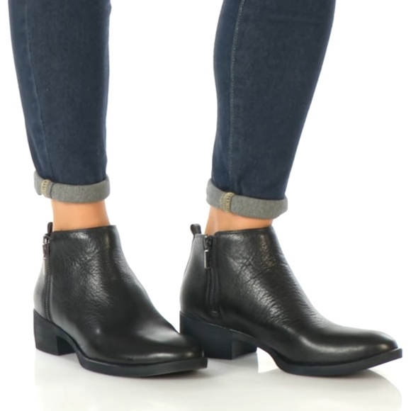 Chic Kenneth Cole NY Booties - Picture 4 of 4